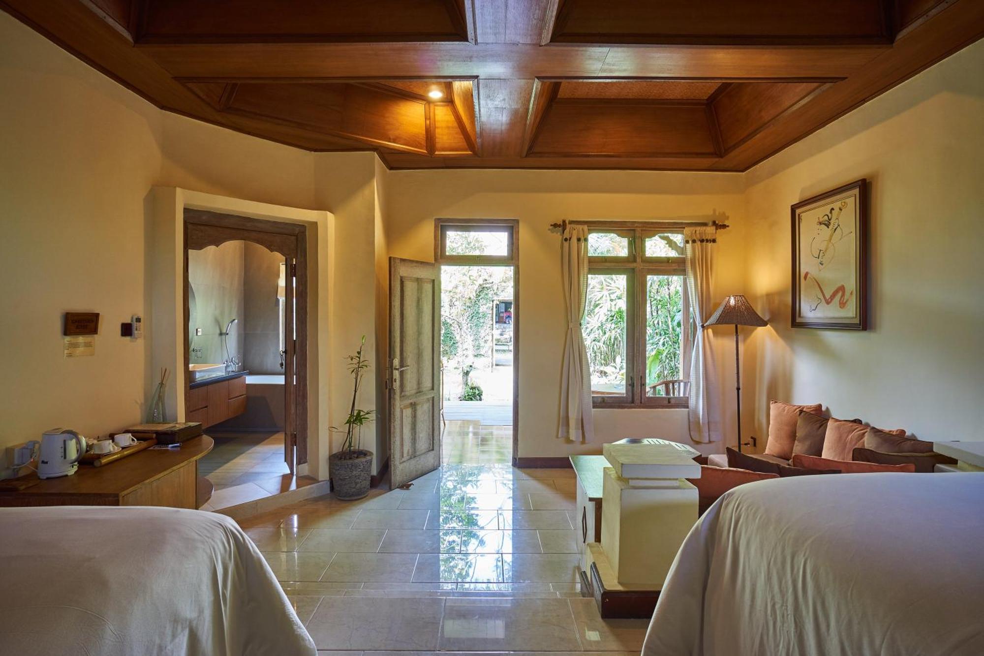 Tegal Sari Inn 4*